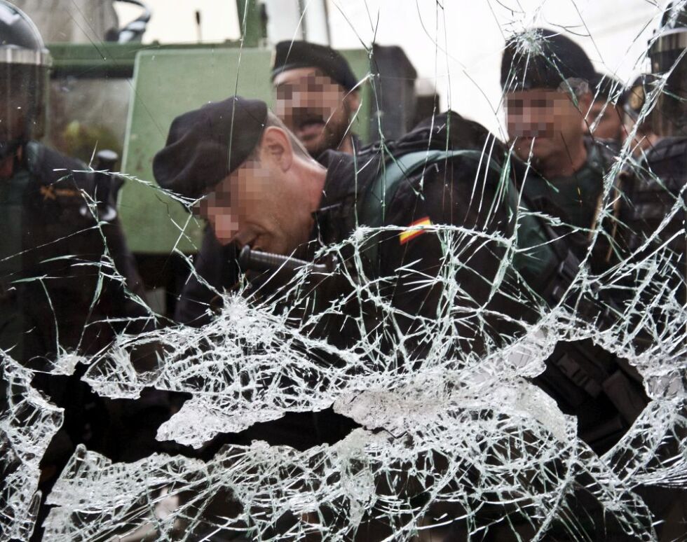 Светът призова за диалог между Мадрид и Барселона