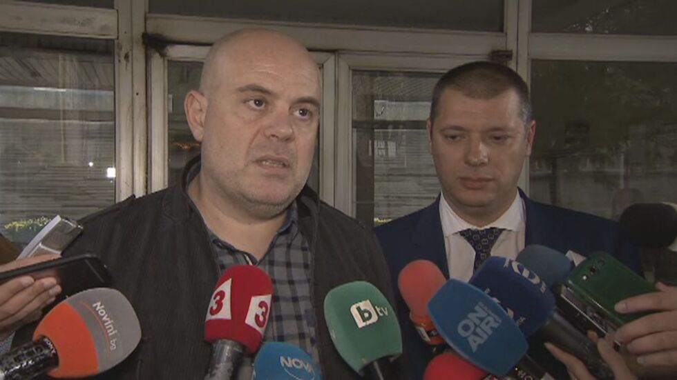 Официално: Над 20 задържани в ДАБЧ, включително председателят