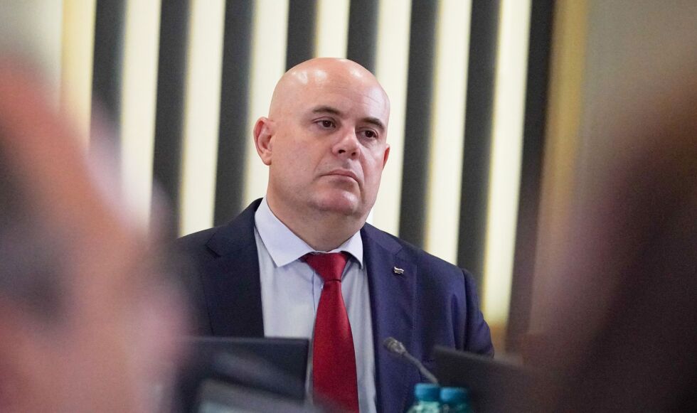 ЕК за опита за атентат срещу Гешев: Това е безсмислен и страхлив акт на насилие
