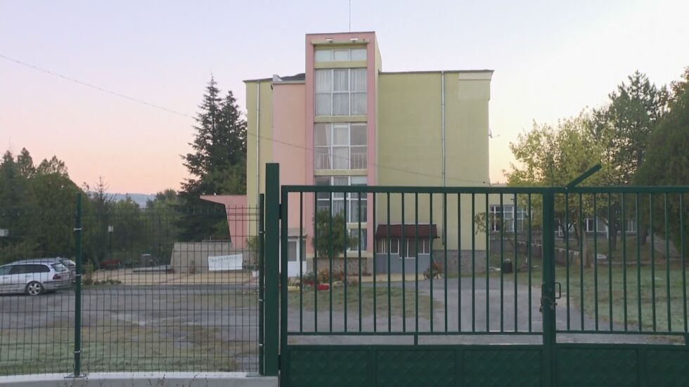 Ново огнище на COVID-19: Възрастни хора и персонал са заразени в социален дом