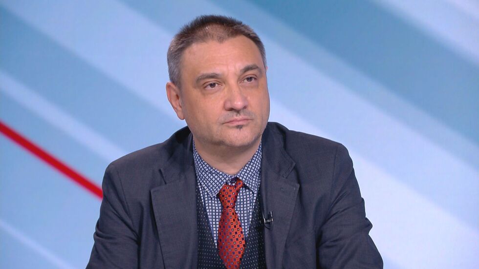 Проф. Чорбанов за българската ваксина срещу COVID-19: Бих си я поставил, но не ми се налага