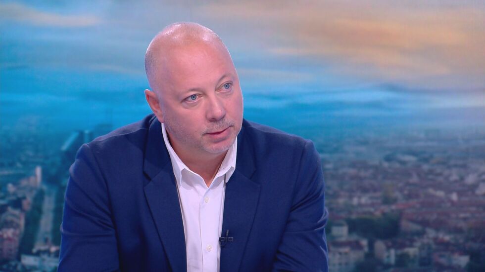 Росен Желязков: Говорим за широко правителство без участие на политици
