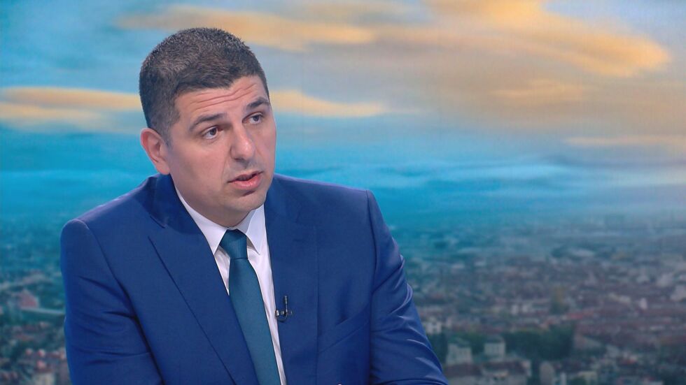Ивайло Мирчев: ГЕРБ трябва да бъде държана далеч от изпълнителната власт