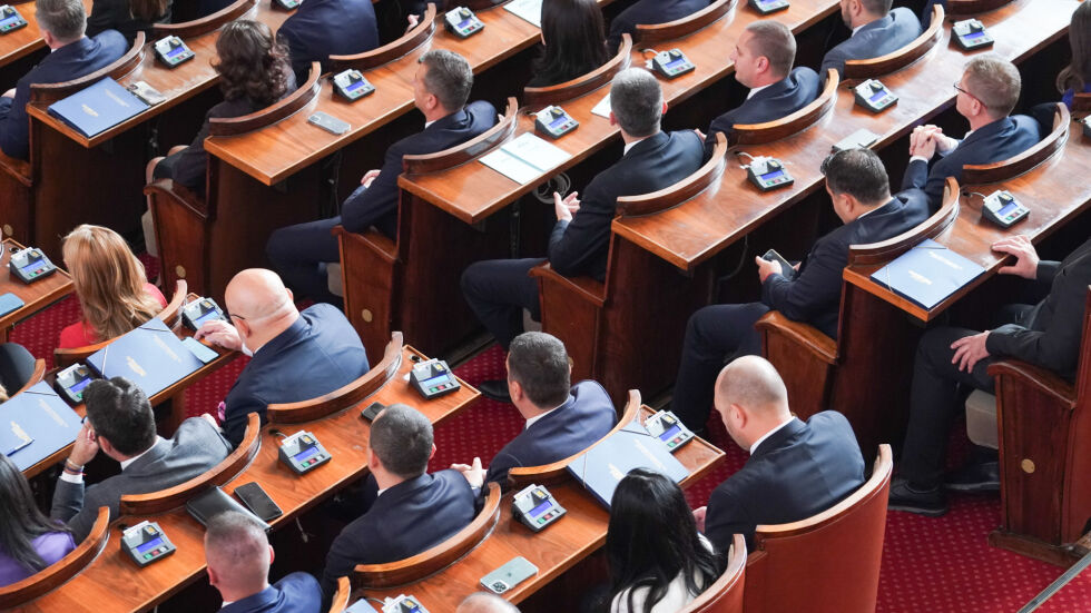 Темата за назначенията: Може ли да „счупи сглобката“ на управляващите партии в НС?