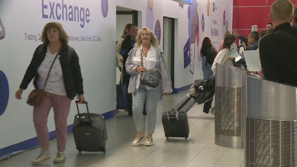 400 българи са поискали да се евакуират от Израел