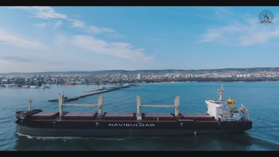 Отмениха полета на българските моряци от кораба "Рожен" край Израел