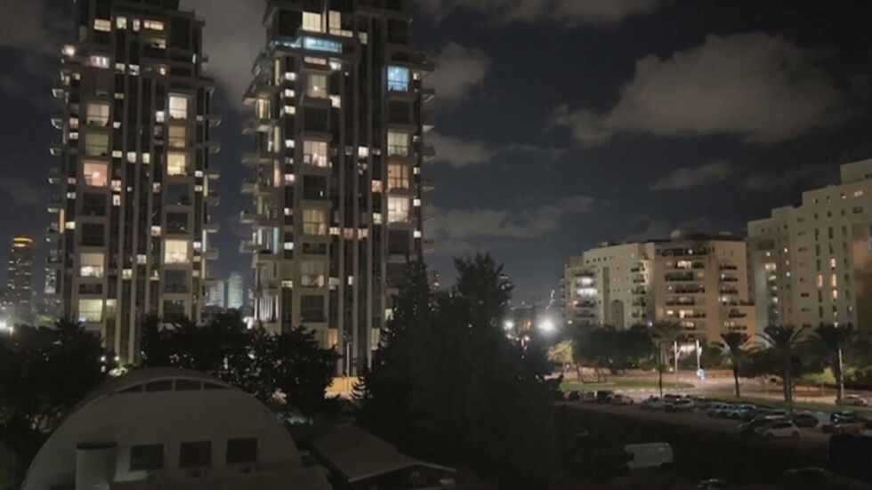 Сирените за ракетни удари се включиха в Тел Авив (ВИДЕО)