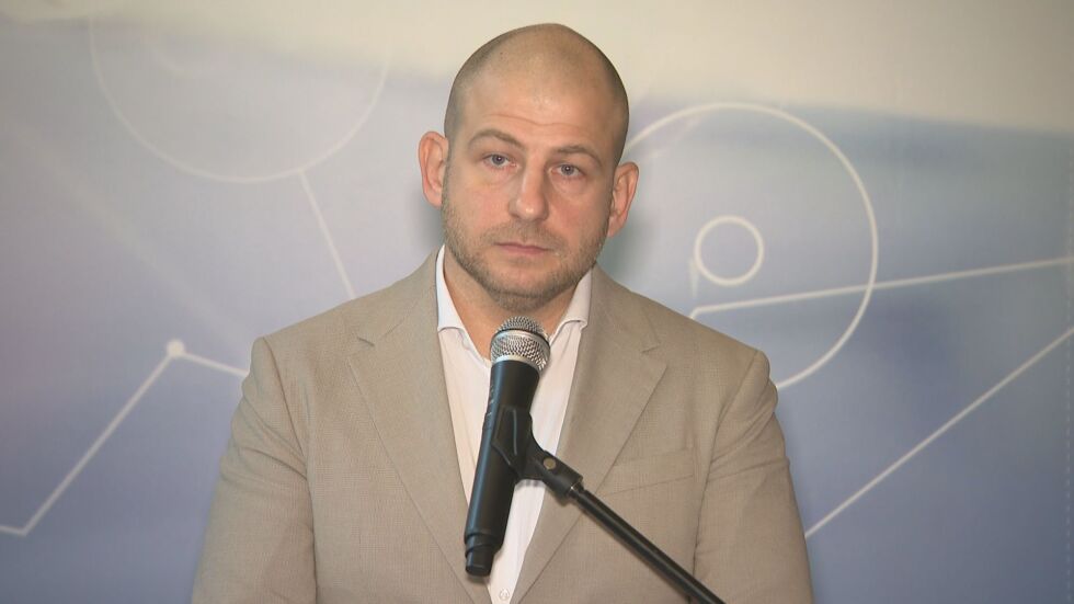 Министерството на електронното управление: Само ЦИК може да инсталира софтуер на машините