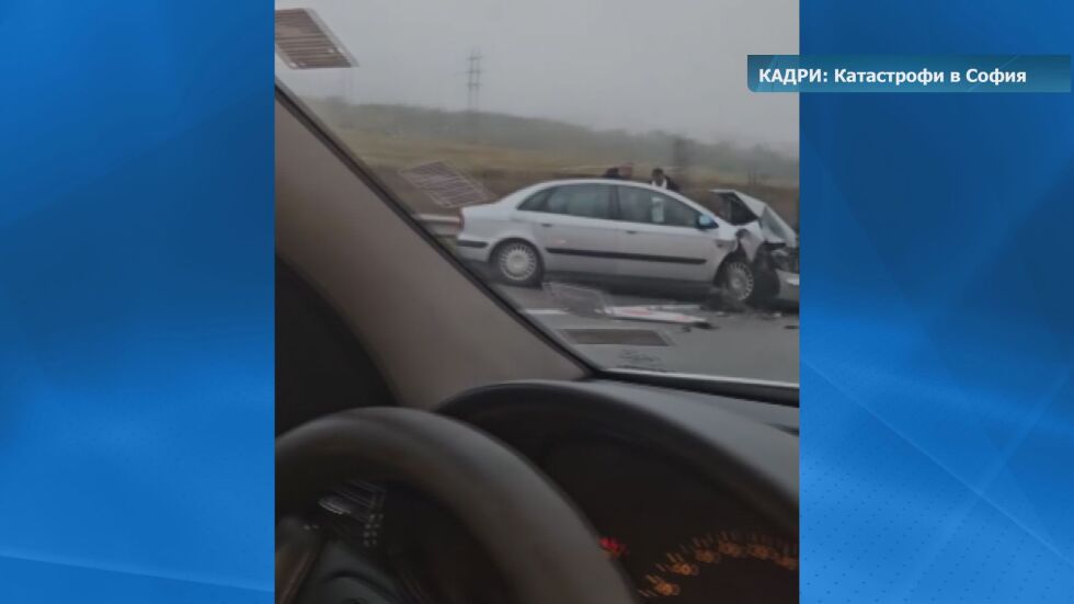 Верижна катастрофа на АМ „Тракия“ край Вакарел (ВИДЕО)