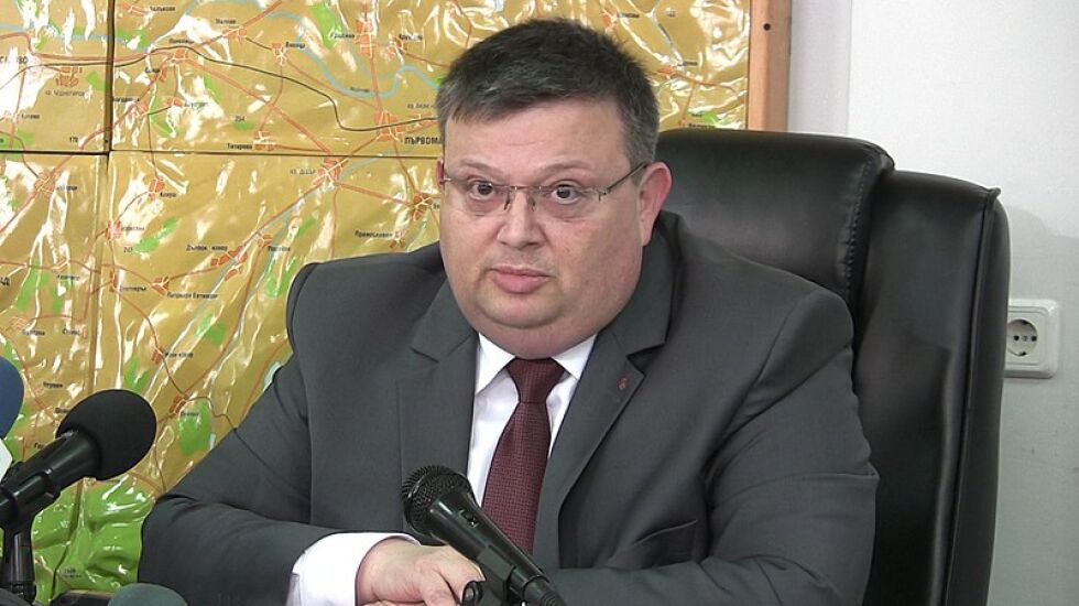 Цацаров си даде тримесечие за куп важни разследвания