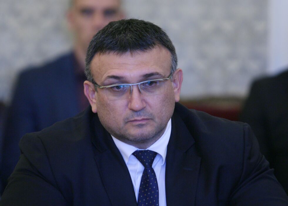 Младен Маринов: Телефонни измамници използват коронавируса в своите схеми
