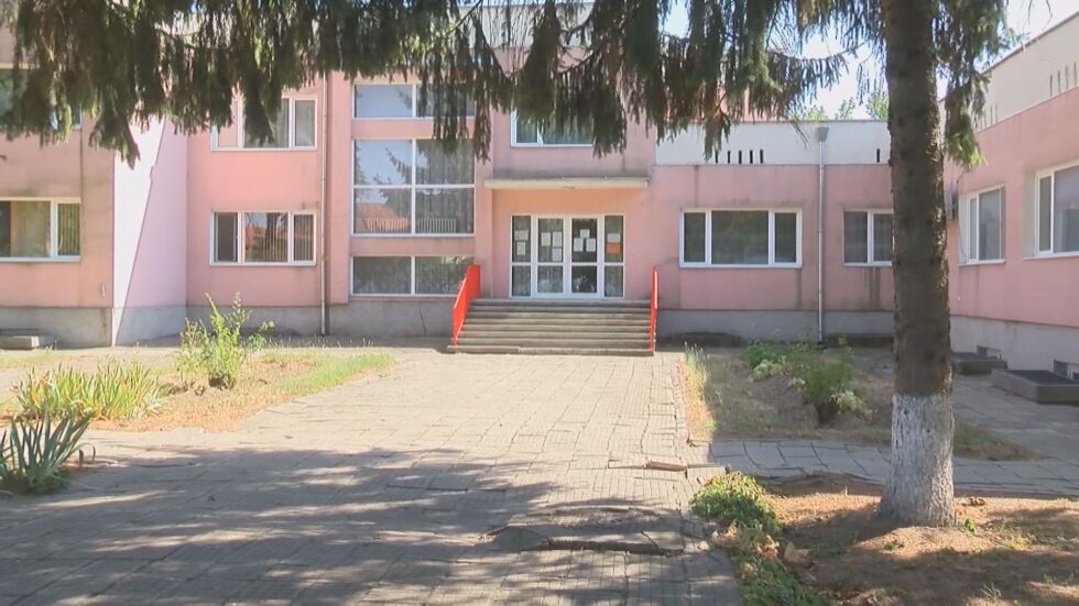 Кога децата ще посещават отново градината в Русенско, затворена заради COVID-19?