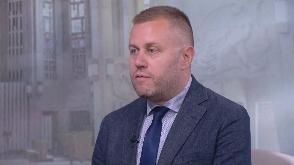 Георги Милков: Цялата тази величествена церемония за кралица Елизабет II е на място