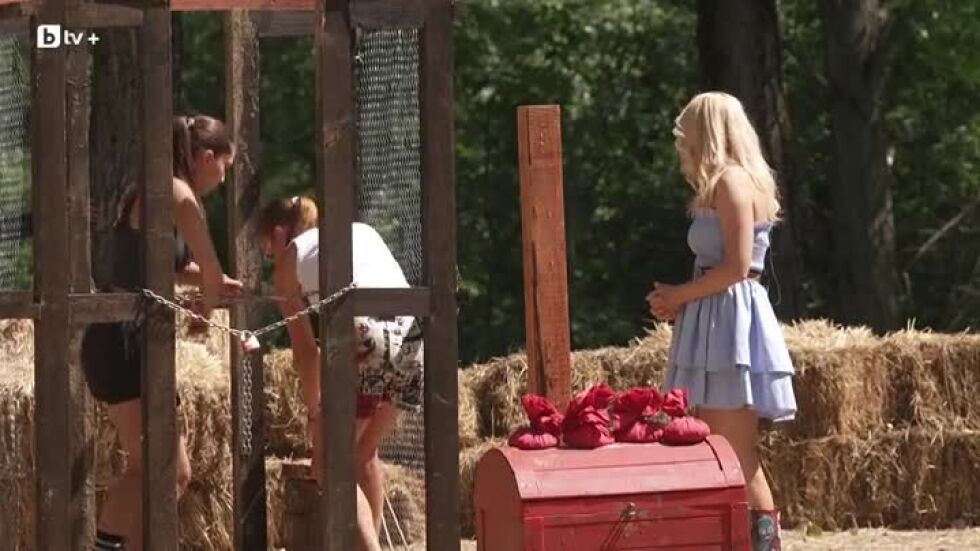 Веселка и Валерия срещу Рая и Мая в играта "Бягство от зандана"